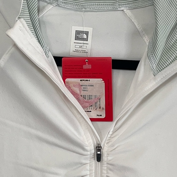 NWT white northface zip up- size small - Picture 3 of 5